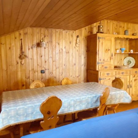 La Rondine - Appartamento Panoramico 6 Posti Letto In Villetta Champoluc Exterior foto